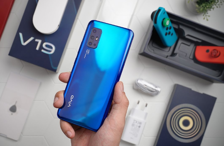 Kelebihan VIVO V19